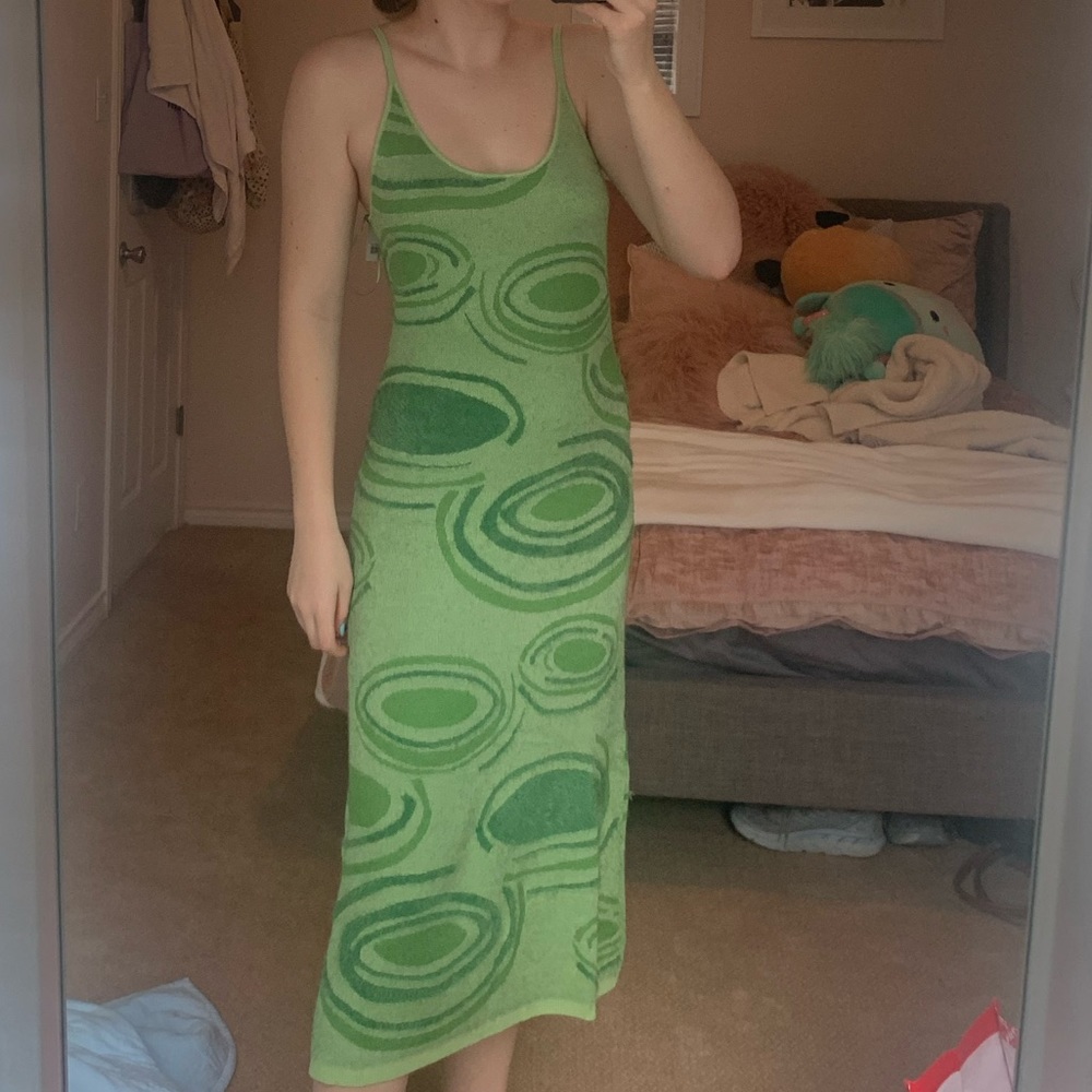 Green House or Sunny Dress